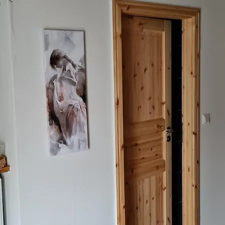 Δωμάτια σε οικογενειακή κατοικία Und Gaestehaus Paffrath Grossbrembach