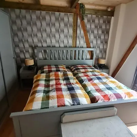 Und Gaestehaus Paffrath Δωμάτια σε οικογενειακή κατοικία